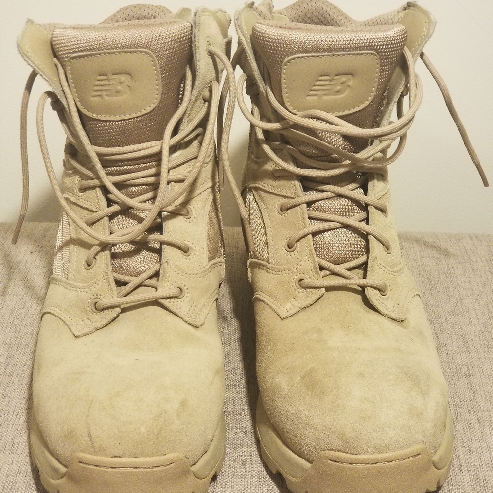 New Balance 992MTN boots